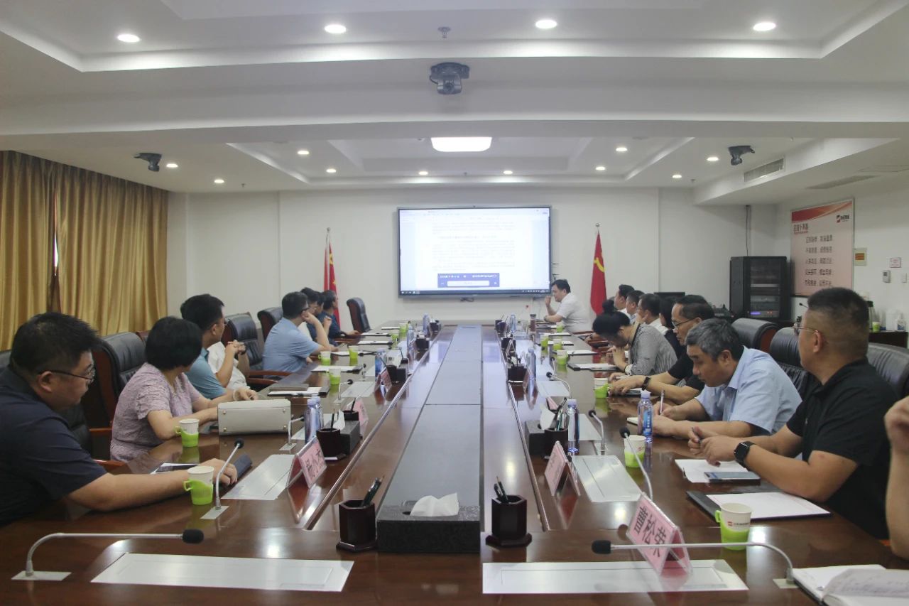 臨沂市大數(shù)據(jù)局局長(zhǎng)劉楠一行蒞臨順和集團(tuán)考察交流